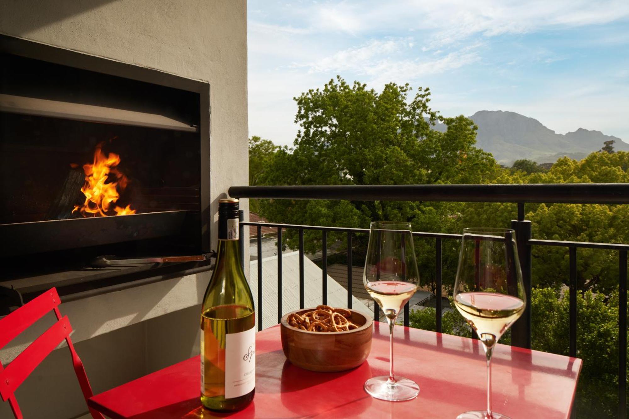 The Den Apartments By Raw Africa Collection Stellenbosch Luaran gambar